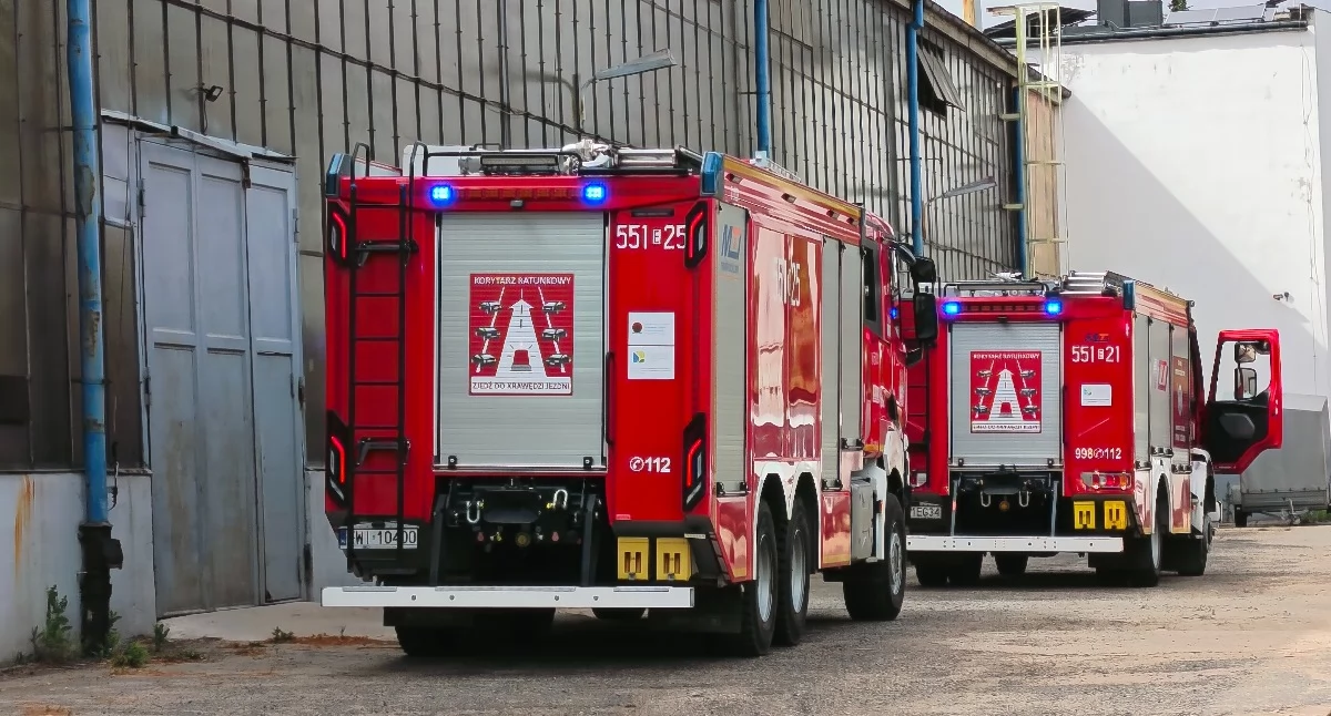Strażacy interweniowali w zakładzie produkcyjnym w Wieluniu: Powodem było zadymienie hali