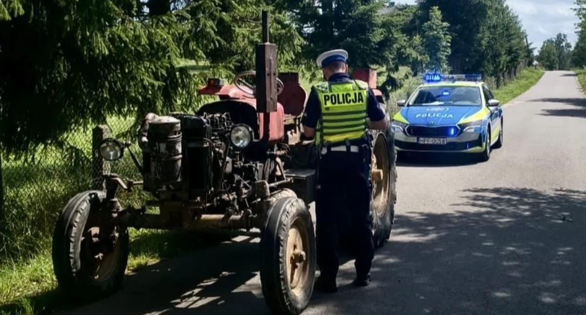 Uciekał ciągnikiem rolniczym przed policją: Kierowca był bez uprawnień, a pojazd nie miał rejestracji