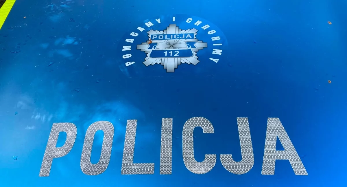Kobieta uciekła z samochodu w Dalachowie. Policja wyjaśniła okoliczności zdarzenia
