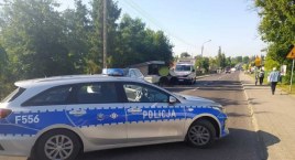 Przyczepa uderzyła w nastolatkę stojącą na przystanku
