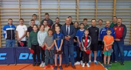 W Czarnożyłach zmierzyli się przy tenisowych stołach 