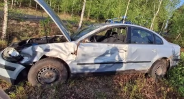 Pęknięcie opony przyczyną kolizji