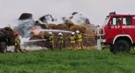 Pożar na polu w Bieńcu