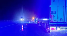 Nietypowa sytuacja na S8 - kilka aut najechało na leżącą na jezdni... oponę ciężarówki 