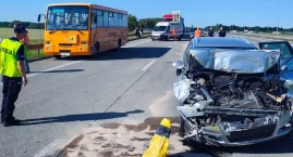 Wypadek na S8, w akcji helikopter Lotniczego Pogotow&hellip;