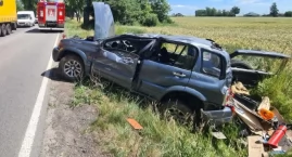Zjechał autem z drogi i wjechał do rowu - 51-latek t&hellip;