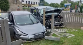 Dwa samochody zderzyły się w Galewicach: Interweniow&hellip;