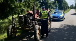 Uciekał ciągnikiem rolniczym przed policją: Kierowca&hellip;