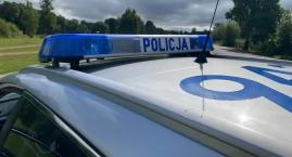 Zjechała z drogi i uderzyła w zaparkowane auto - wsz&hellip;