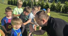 Piłkarski trening i rodzinny piknik w Łyskorni