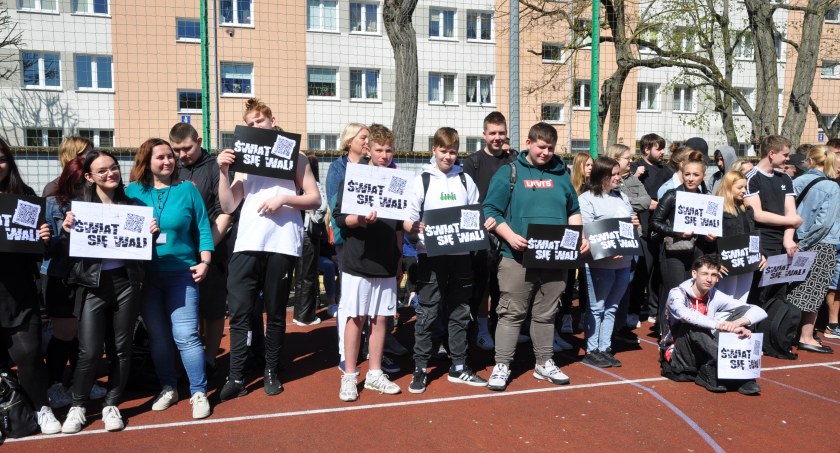 Masz kryzys psychiczny lub doświadczyłeś przemocy?  Akcja 
