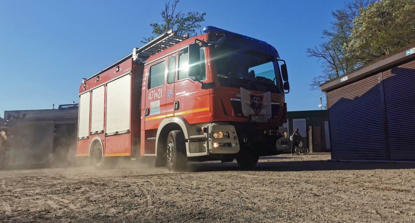 Służby postawione na nogi. Zgłoszenie o mężczyźnie topiącym się w morzu