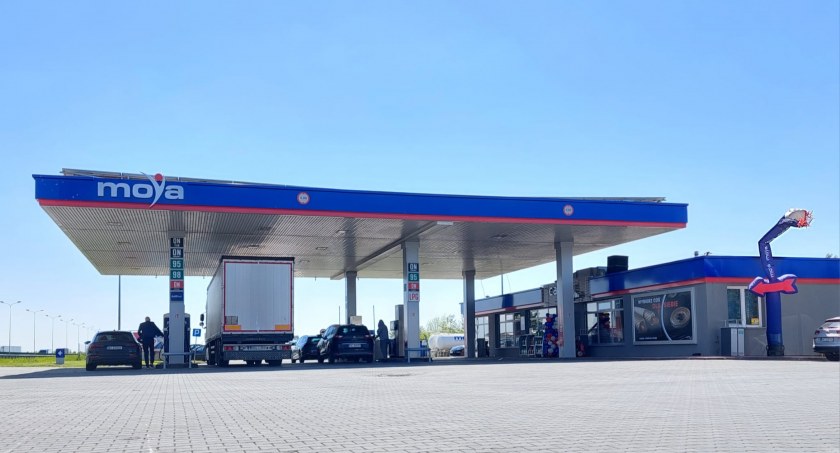 Moya otwiera kolejną stację na terenie powiatu kołobrzeskiego. Zobacz gdzie