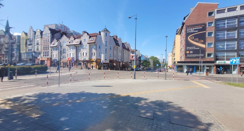 Utrudnienia dla kierowców w centrum Kołobrzegu