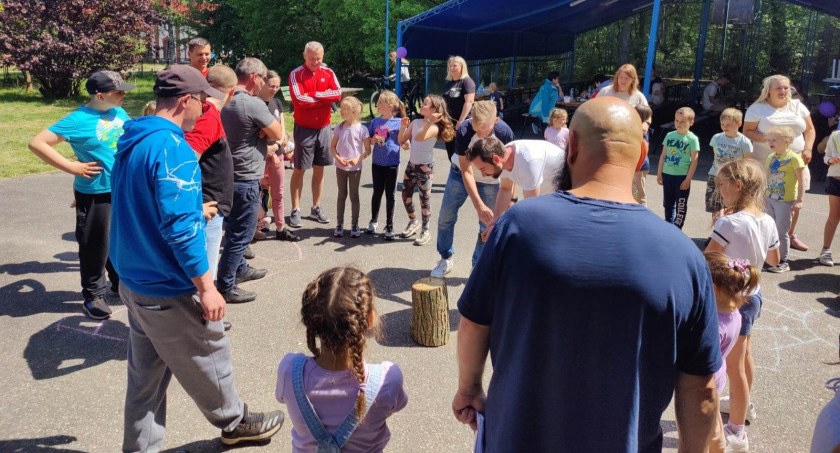 Rodzina to drużyna. Wyjątkowy piknik z okazji Dnia Dziecka i Dnia Rodzica Zastępczego