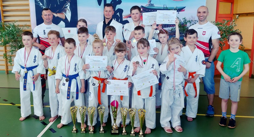 Worek medali podczas turnieju Pomorze CUP 2023