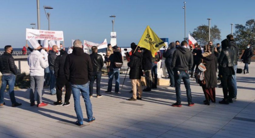 W Warszawie marsz przeciwko drożyźnie. Podobny protest szykuje się także w Kołobrzegu