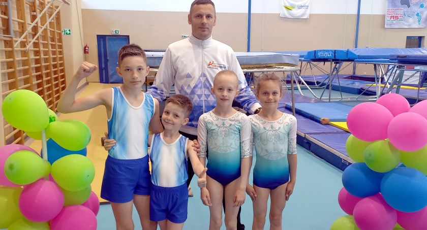 Złoto i brąz kołobrzeskich akrobatów