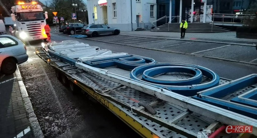 Kołobrzeskie Neony – z pamiętnika Seniora. Reklamy w czasach PRL