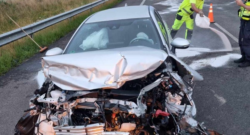 Uderzyła Toyotą w bariery energochłonne I zdjęcia