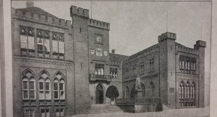 Historia kołobrzeskiego ratusza