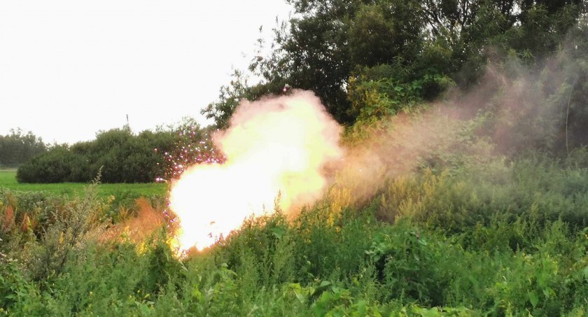 Powalone drzewa i zerwana linia energetyczna | zdjęcia