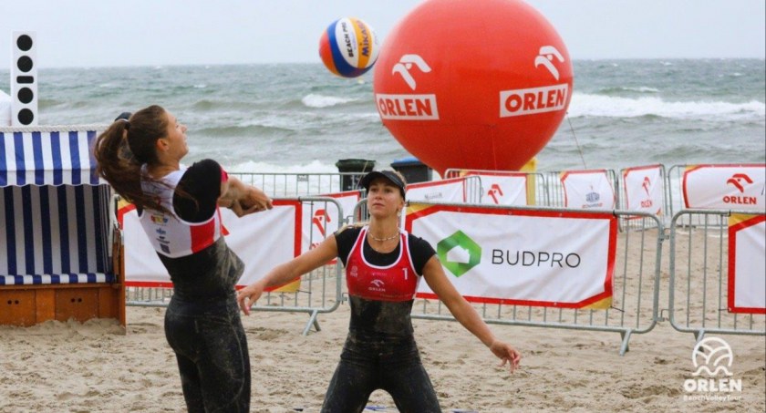 Orlen Beach Volley Tour Kołobrzeg. Finały były rozgrywane w fatalnych warunkach 