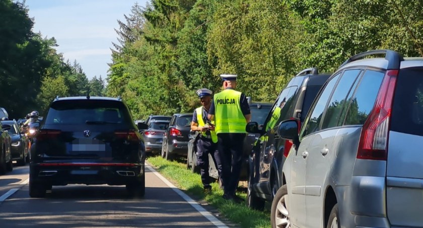 Ci turyści zostawią nad morzem więcej pieniędzy niż planowali | wideo