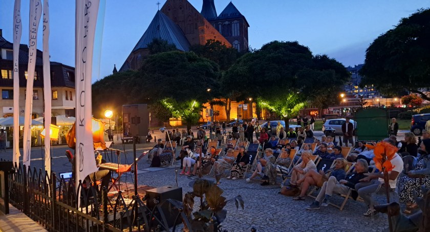 Koncert na letniej scenie przy ratuszu. Wystąpi JazzonanS