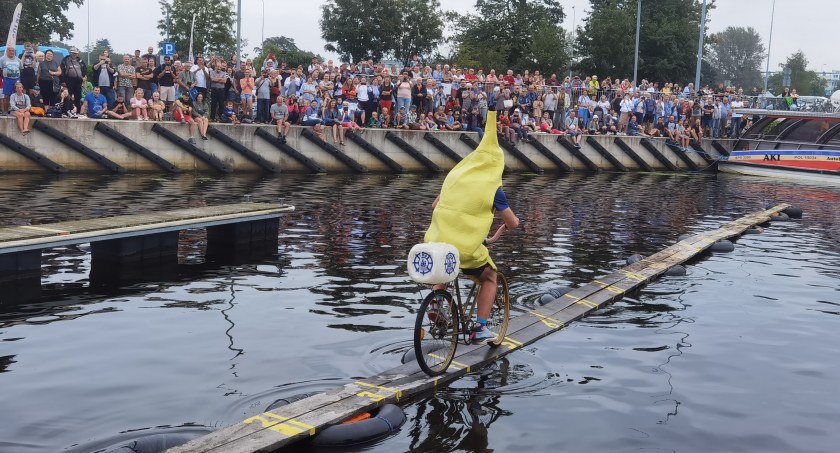 Takie zawody odbywają się tylko w Kołobrzegu. Zobacz jak wyglądają | zdjęcia i wideo