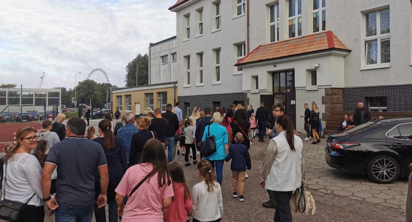 Prawie 4 tys. uczniów rozpoczęło naukę w kołobrzeskich podstawówkach