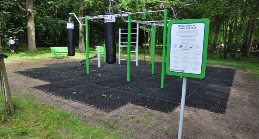 Street Workout Park - dostępny publicznie i bezpłatnie przez cały rok