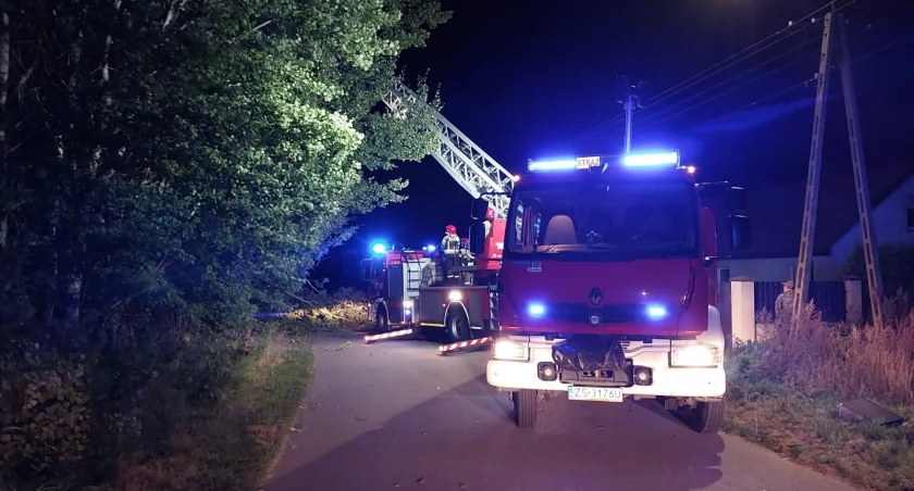 Wydano Alert RCB. Są pierwsze interwencje strażaków w powiecie kołobrzeskim