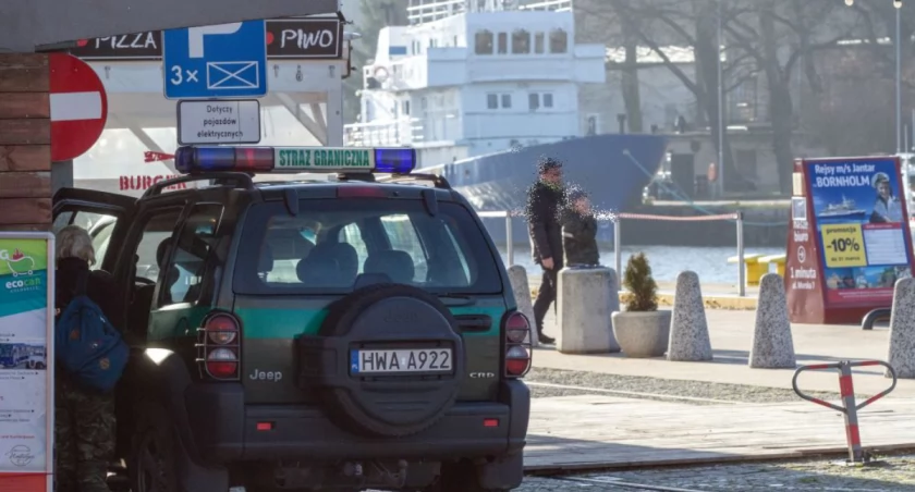 Był tak pijany, że ledwo wpłynął do portu