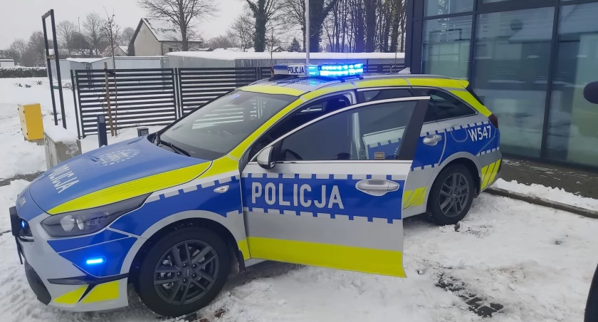 Kia Ceed w nowym oznakowaniu trafiła do policji