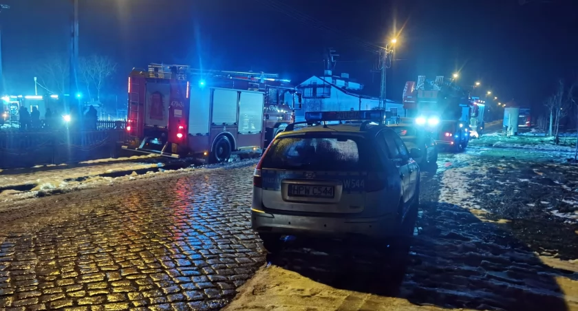 Pożar pod Kołobrzegiem. Palił się budynek gospodarczy