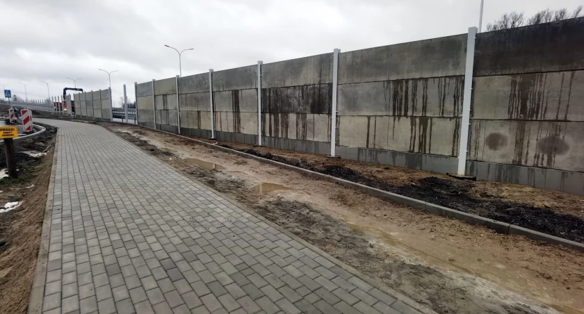 Mur na granicy? Nie to ekrany akustyczne... Mamy komentarz inwestora - GDDiKA