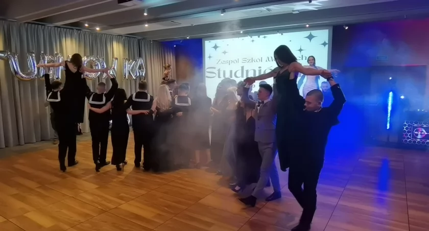 Studniówka Zespołu Szkół Morskich w Kołobrzegu | wideo, zdjęcia
