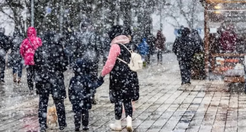 Ostrzeżenie IMGW. Możliwe zawieje i zamiecie śnieżne
