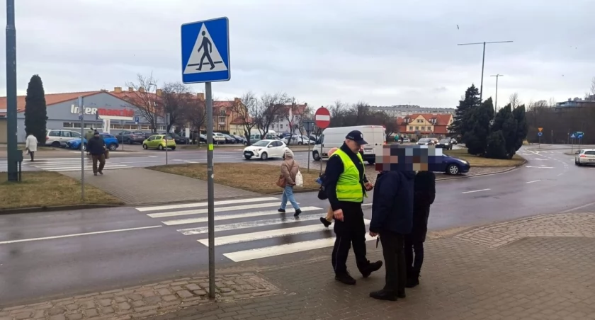 To seniorzy najczęściej łamią przepisy drogowe? Policja podsumowuje akcję