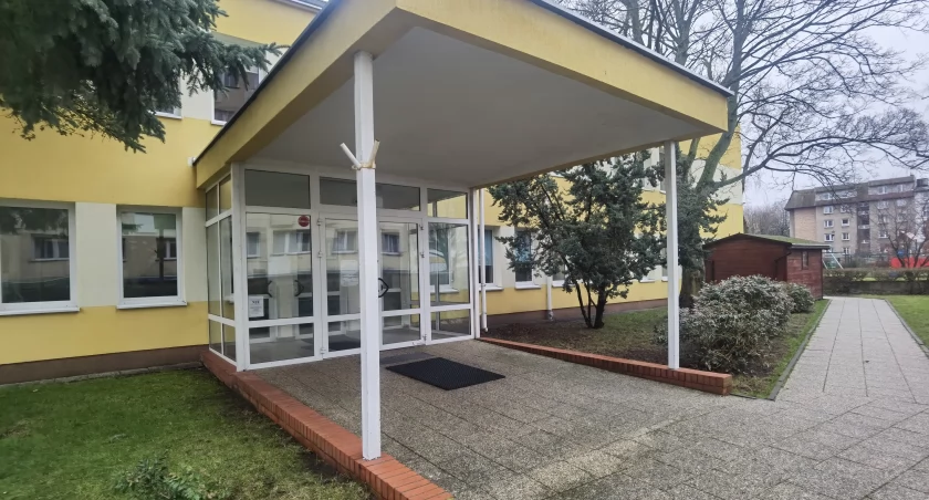 Próby oszustw na terenie miasta. Podszywają się pod pracowników pomocy społecznej