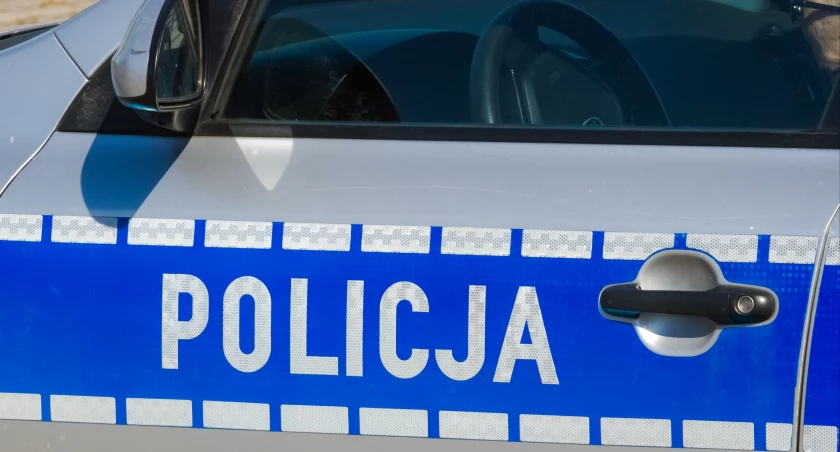 Zamiast zarobić, straciła pieniądze. Kobieta padła ofiarą oszustów
