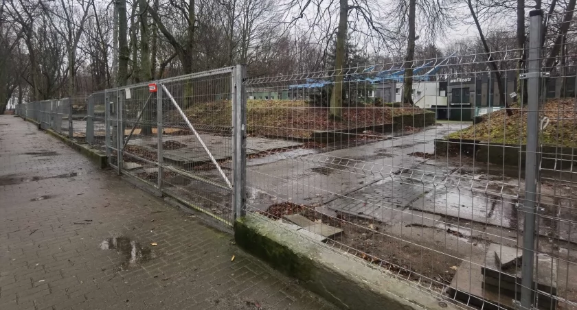 Koniec z „marokańskim bazarem” przy amfiteatrze? Jeśli dzierżawa – to na innych zasadach