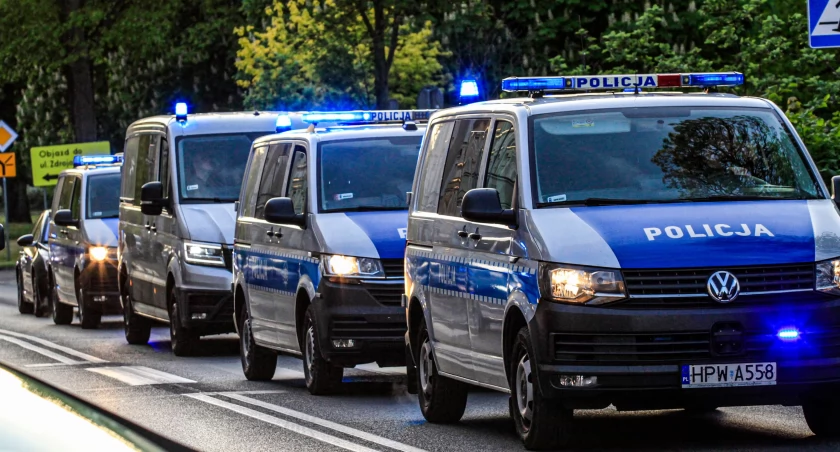 Ponad 18 tysięcy interwencji i 8591 wykroczeń w ruchu drogowym. Policja podsumowała miniony rok