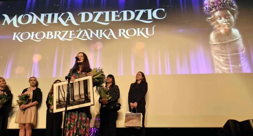 Kołobrzeżanka Roku 2024. Nagroda w rękach wyjątkowej kobiety