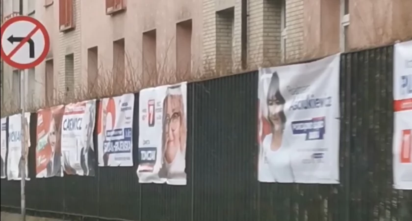 Najdłuższy płot... wyborczy w kraju czyli aleja gwiazd przy Jedności Narodowej | wideo