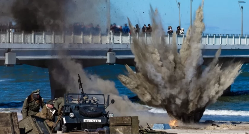 Czas na Bój o Kołobrzeg. Już w sobotę wielka, historyczna inscenizacja na plaży | wideo