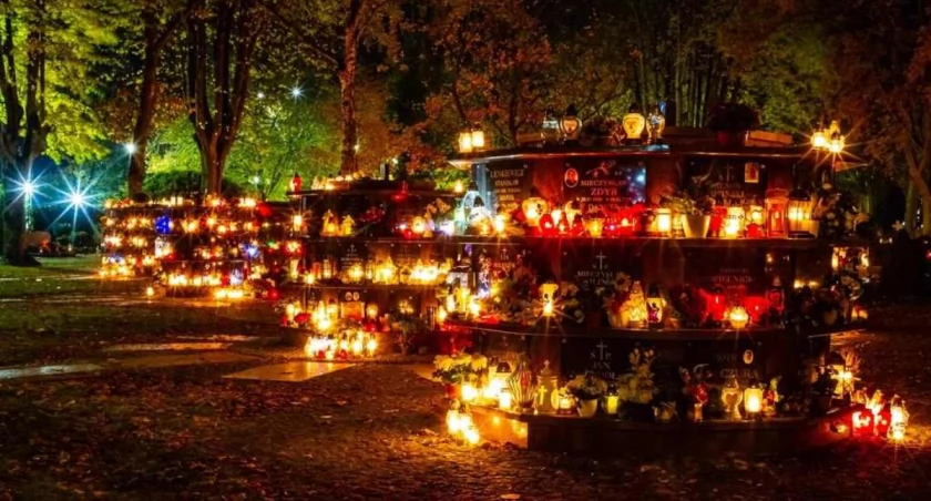 Miejsc w kolumbariach nie ma. Będą dostępne, ale mniej niż zakładano