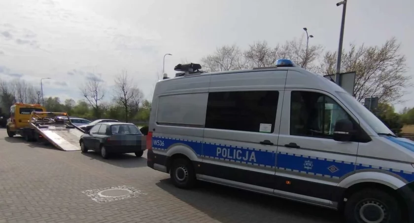 Policja zatrzymała przestępcę drogowego. Alarmowali świadkowie