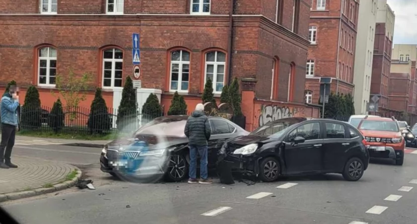 Zderzenie na Jedności Narodowej. Są utrudnienia w ruchu
